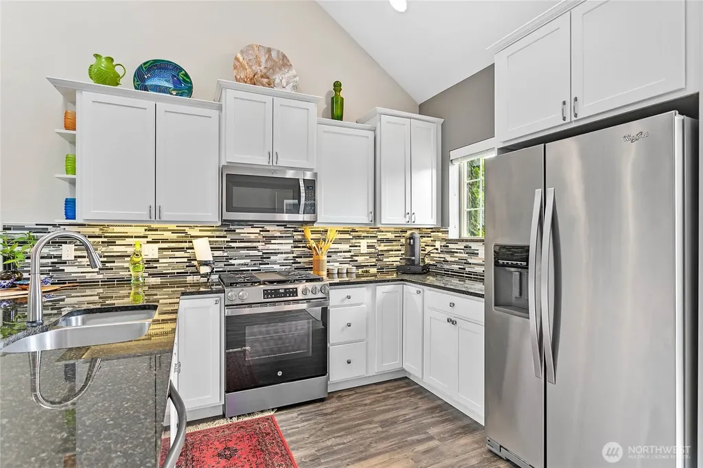 4749 Tidal Way Blaine WA 98230