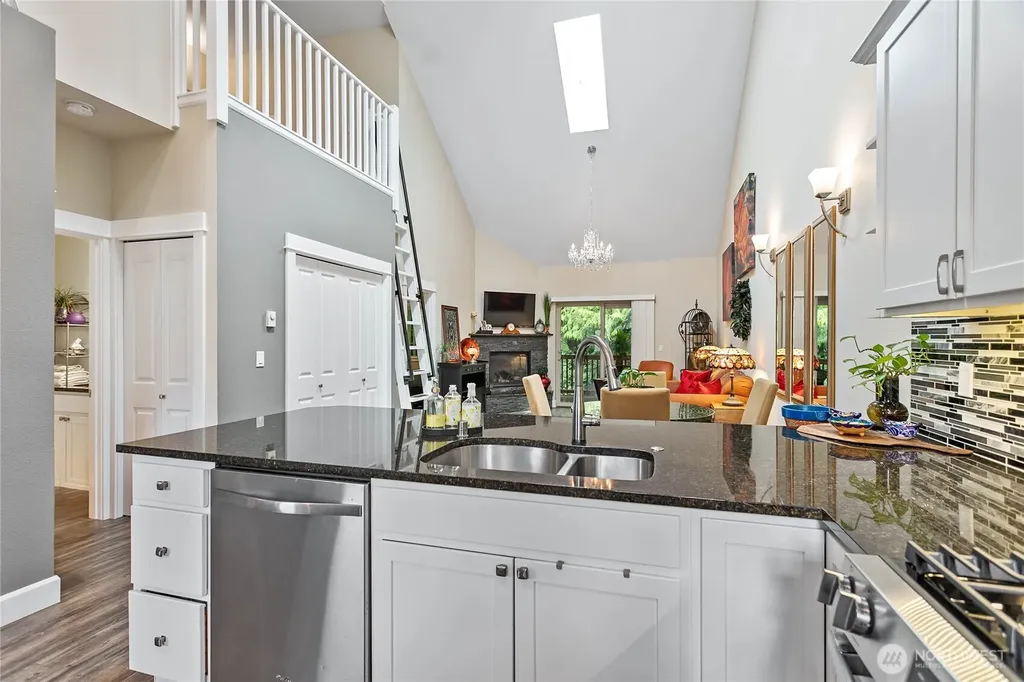 4749 Tidal Way Blaine WA 98230