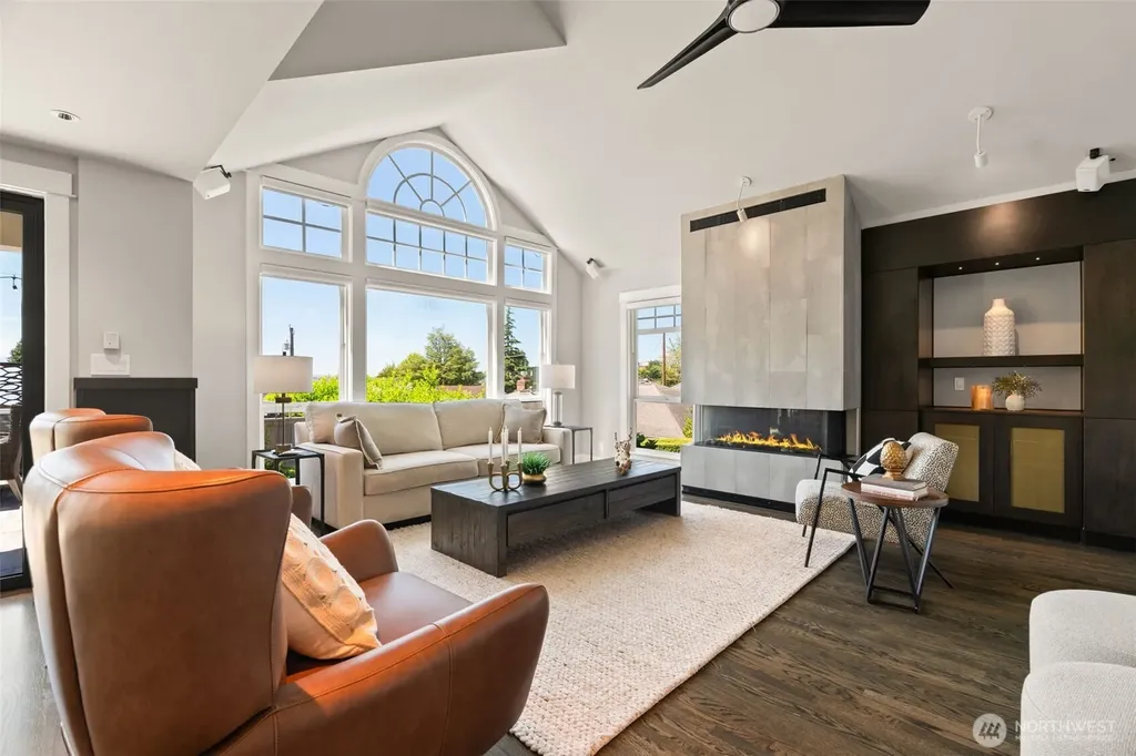 709 Maple Street Edmonds WA 98020