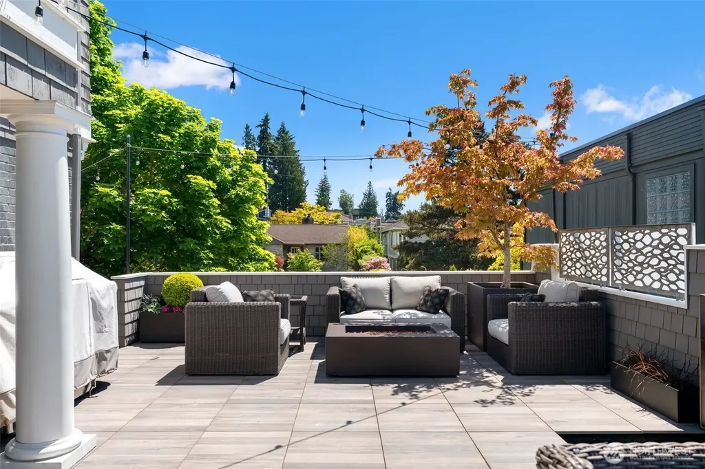 709 Maple Street Edmonds WA 98020