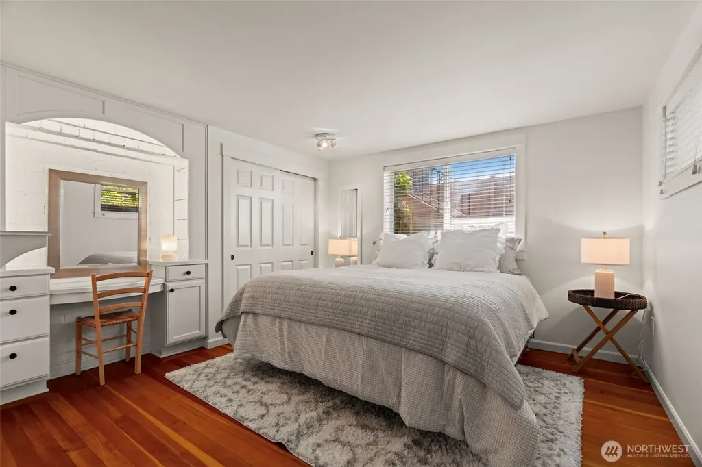 709 Maple Street Edmonds WA 98020