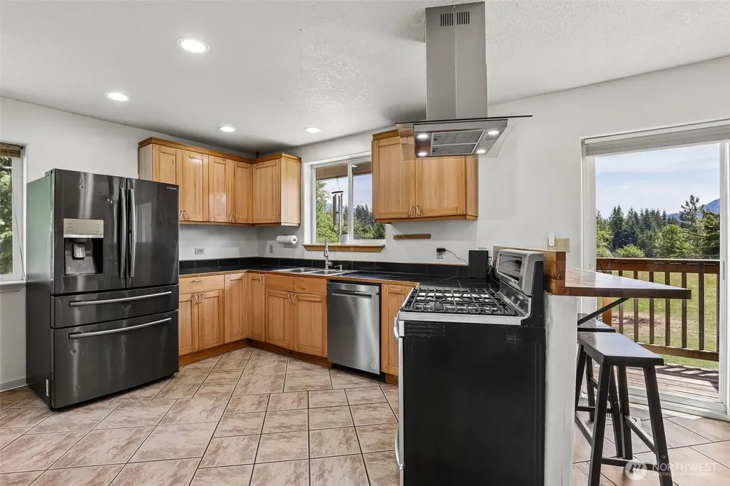 138 Marian Lane Ariel WA 98603