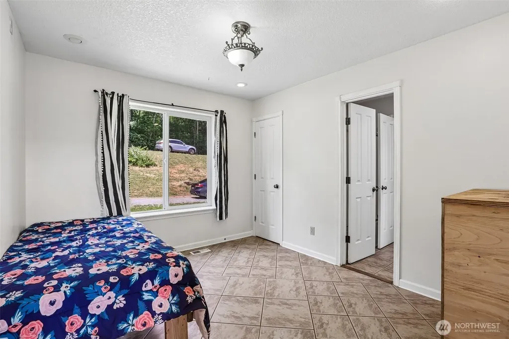 138 Marian Lane Ariel WA 98603