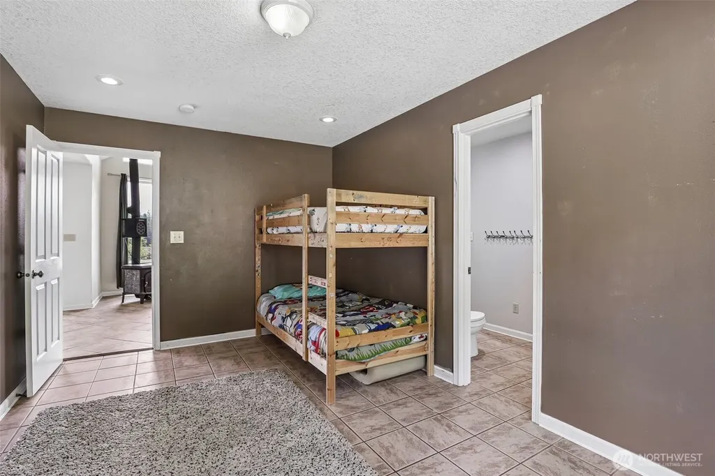 138 Marian Lane Ariel WA 98603