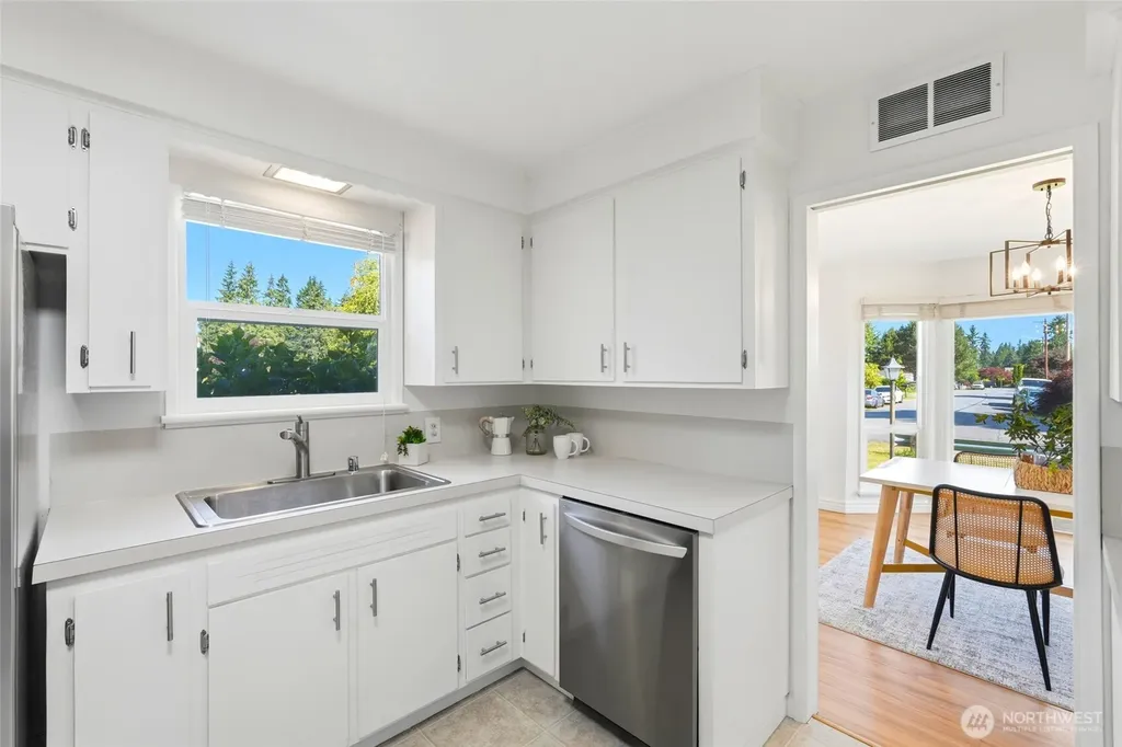 418 Magnolia Avenue Everett WA 98203