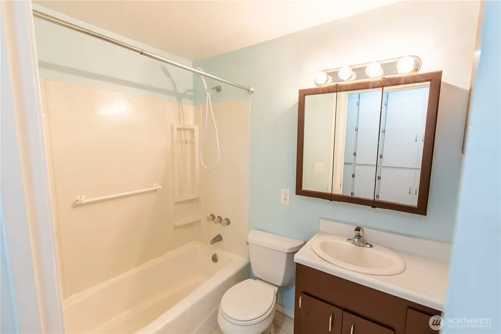 84 D Street NE Ephrata WA 98823
