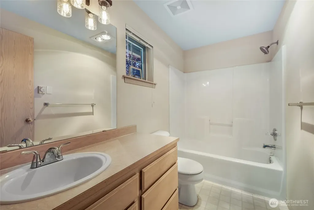 4604 76 Street NE Marysville WA 98270