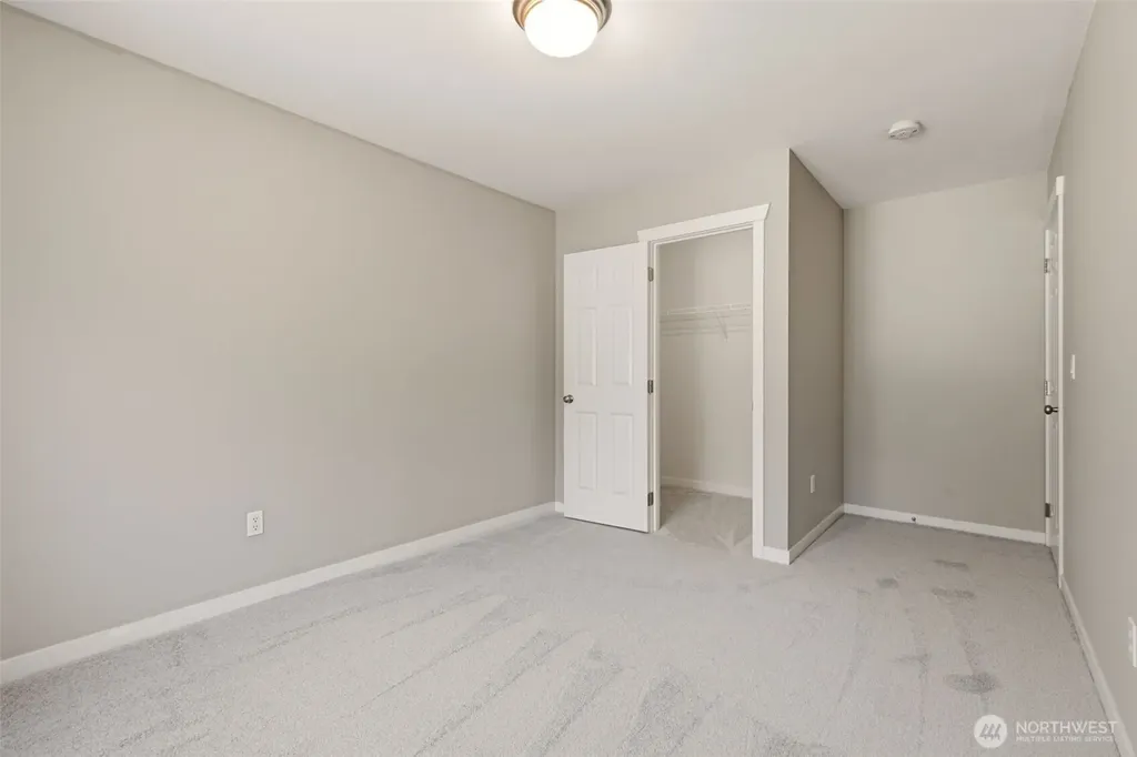8517 36th Avenue NE Marysville WA 98270