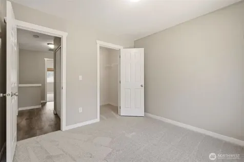 8517 36th Avenue NE Marysville WA 98270