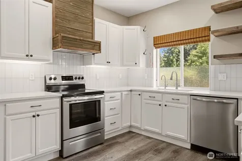 8517 36th Avenue NE Marysville WA 98270