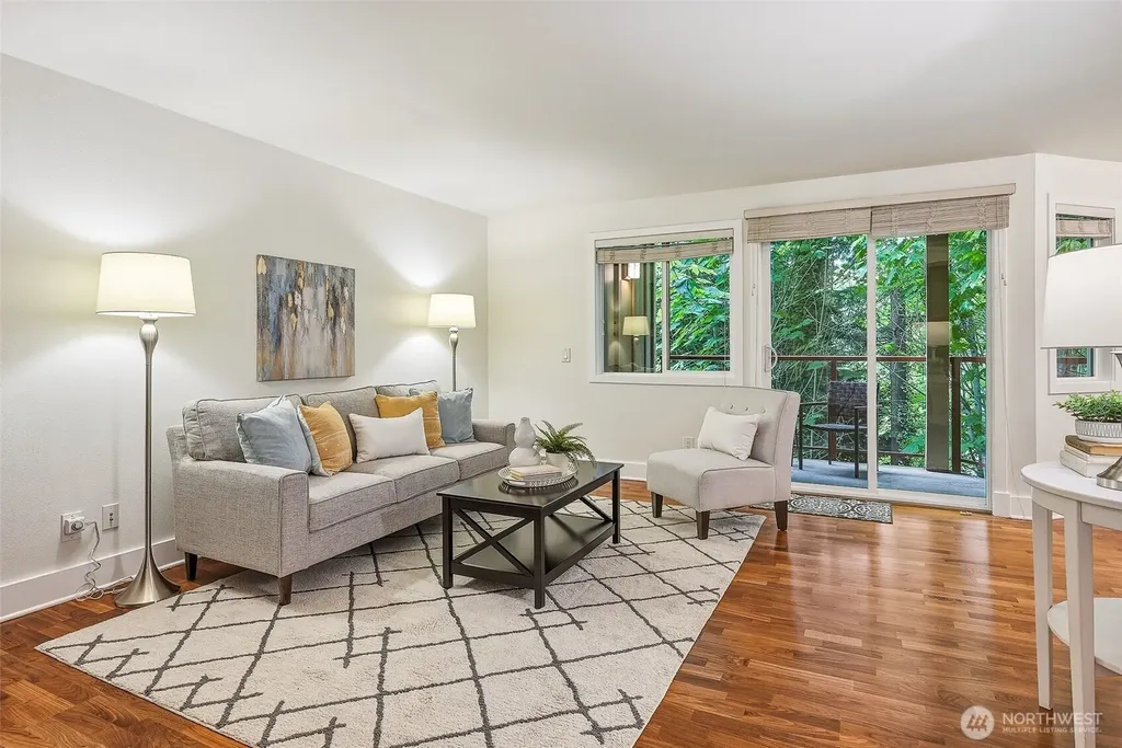 11056 NE 33rd Place Bellevue WA 98004