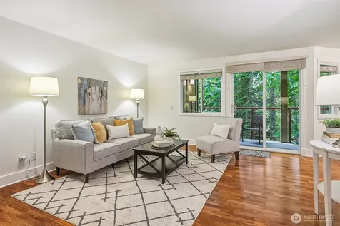 11056 NE 33rd Place Bellevue WA 98004
