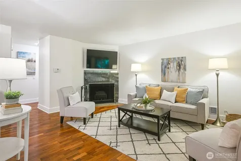 11056 NE 33rd Place Bellevue WA 98004