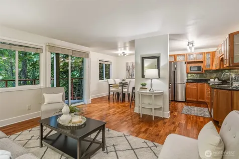 11056 NE 33rd Place Bellevue WA 98004
