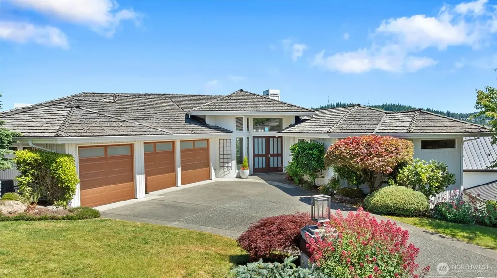5432 156th Avenue SE Bellevue WA 98006