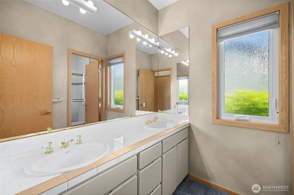 5432 156th Avenue SE Bellevue WA 98006
