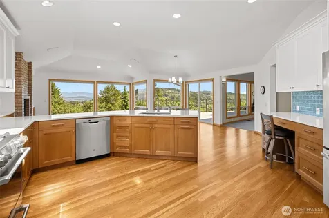 5432 156th Avenue SE Bellevue WA 98006
