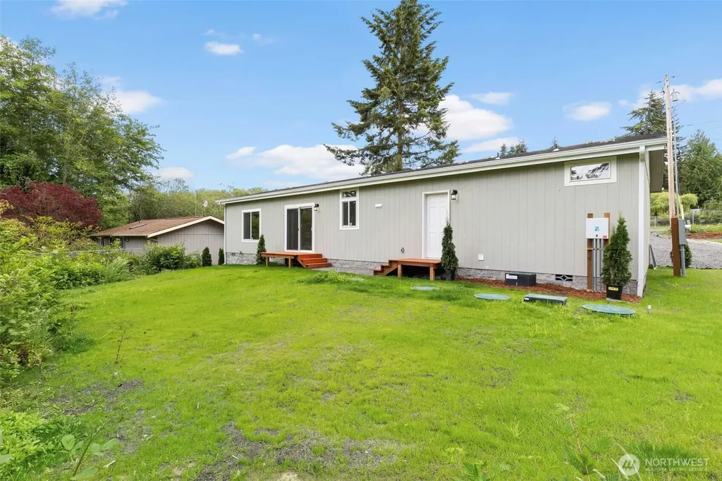 6772 NE Whidbey Drive Silverdale WA 98340
