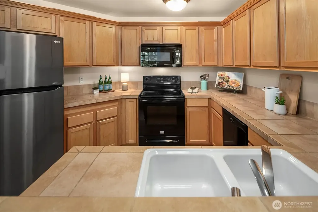 23932 NE 115th Lane Redmond WA 98053