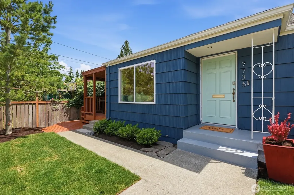 7736 38th Avenue SW Seattle WA 98126