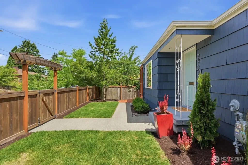 7736 38th Avenue SW Seattle WA 98126
