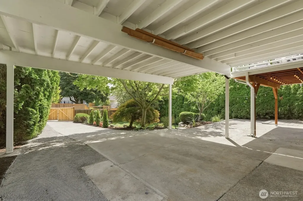 7736 38th Avenue SW Seattle WA 98126