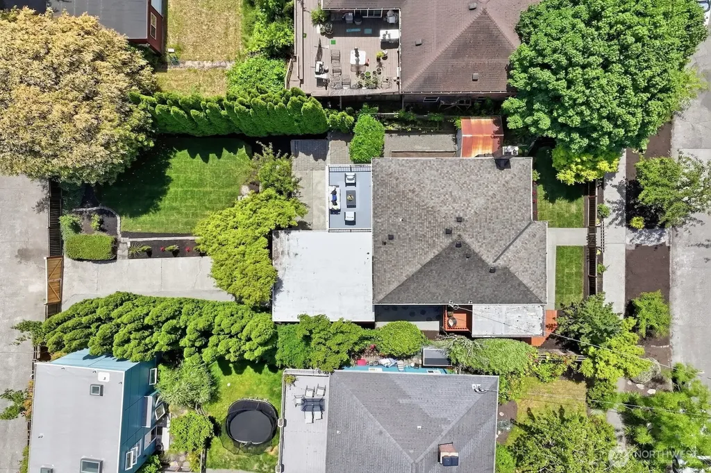 7736 38th Avenue SW Seattle WA 98126