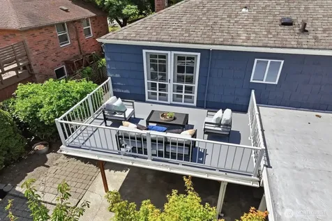 7736 38th Avenue SW Seattle WA 98126