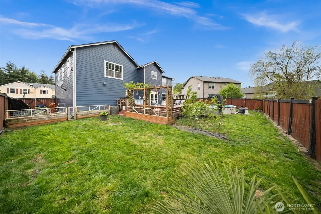 20723 197th Avenue E Orting WA 98360