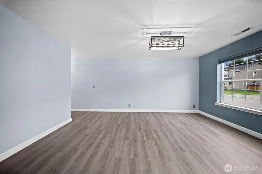 20723 197th Avenue E Orting WA 98360