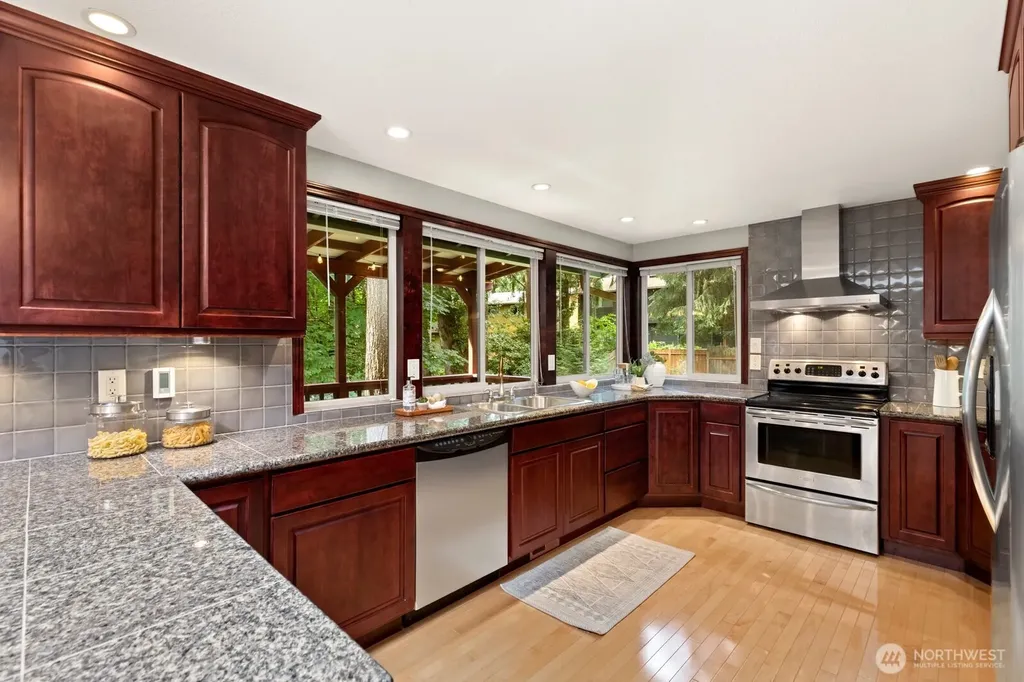 12450 NE 141st Street Kirkland WA 98034