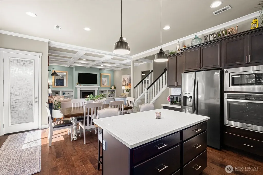 787 NW Dresden Court Bremerton WA 98311