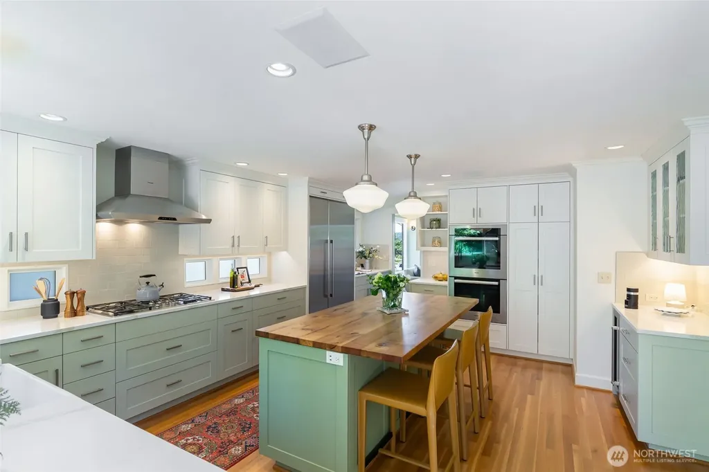 4821 53rd Avenue S Seattle WA 98118