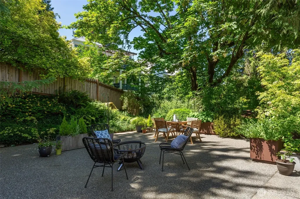 4821 53rd Avenue S Seattle WA 98118
