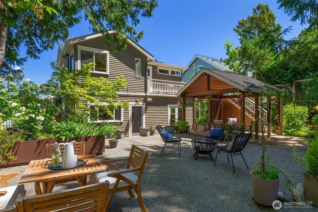 4821 53rd Avenue S Seattle WA 98118