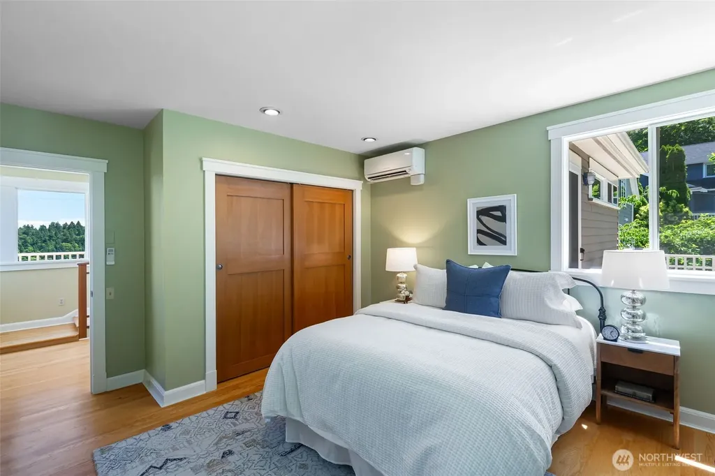 4821 53rd Avenue S Seattle WA 98118