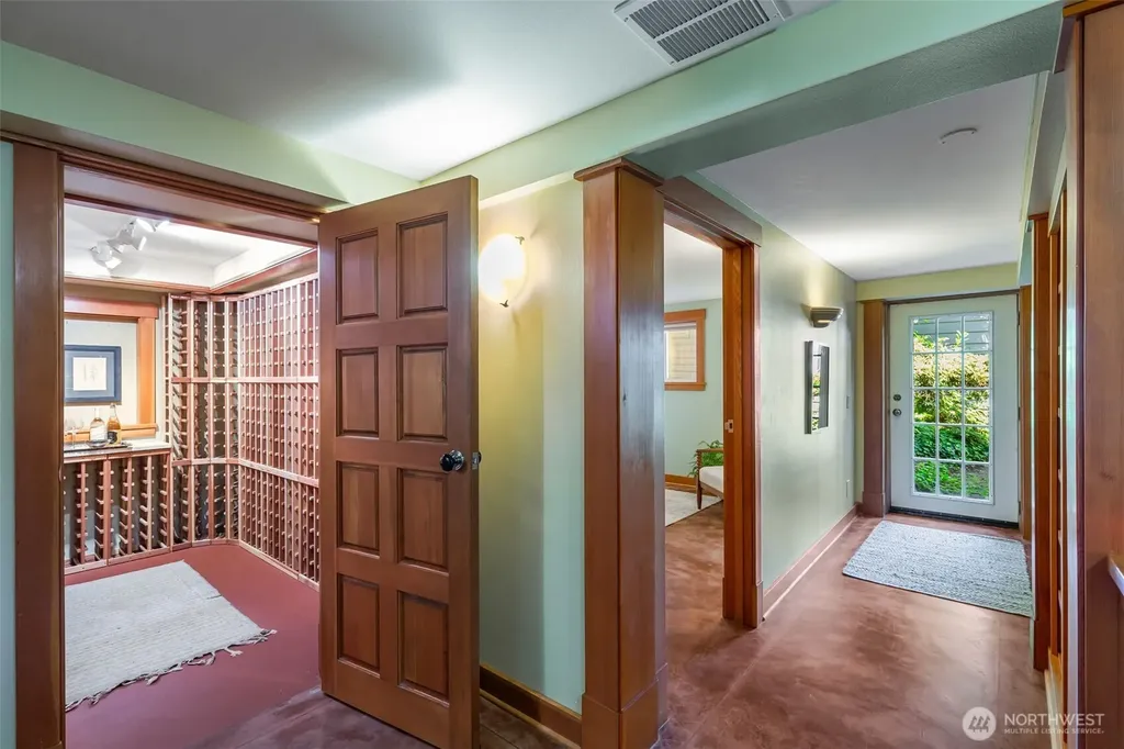4821 53rd Avenue S Seattle WA 98118