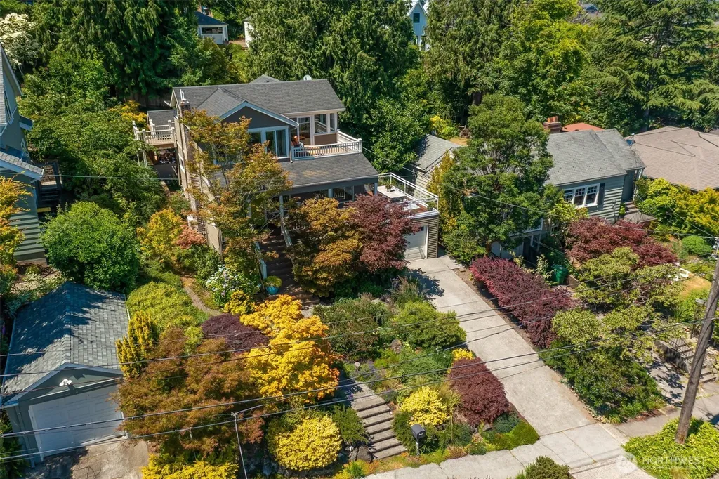 4821 53rd Avenue S Seattle WA 98118