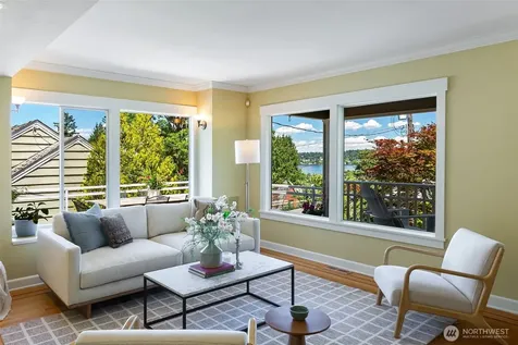4821 53rd Avenue S Seattle WA 98118