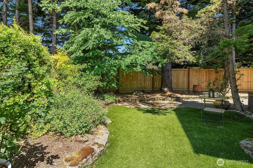 10820 NE 144th Court Kirkland WA 98034