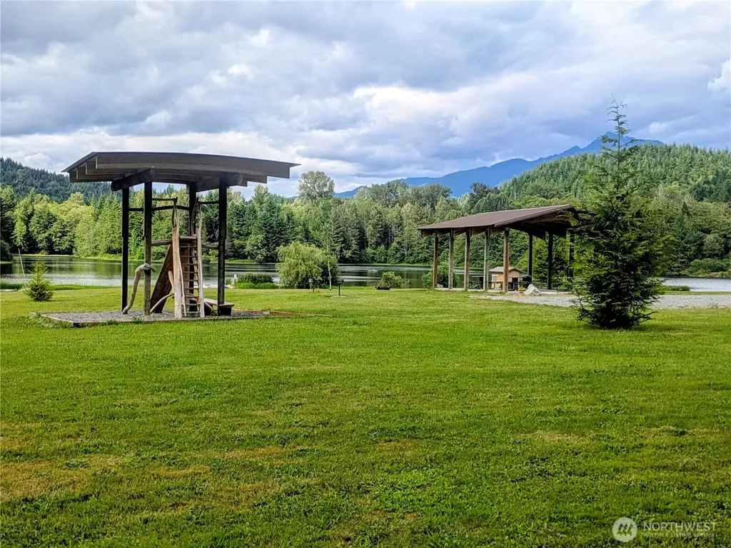 44787 Kachess Trail Concrete WA 98237