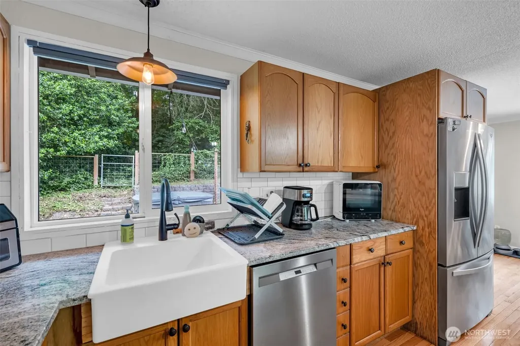 7622 234th Street SW Edmonds WA 98026