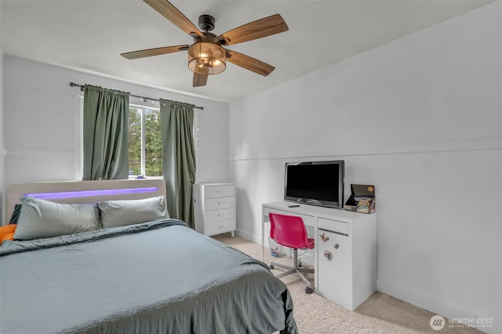 7622 234th Street SW Edmonds WA 98026