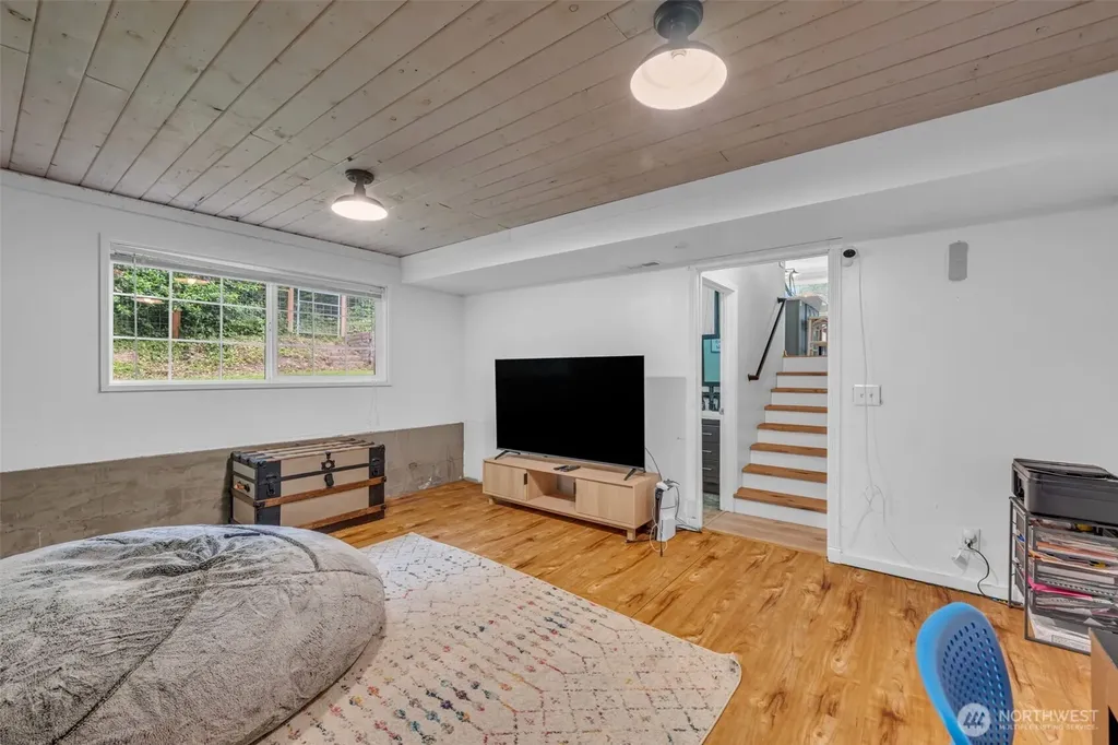 7622 234th Street SW Edmonds WA 98026