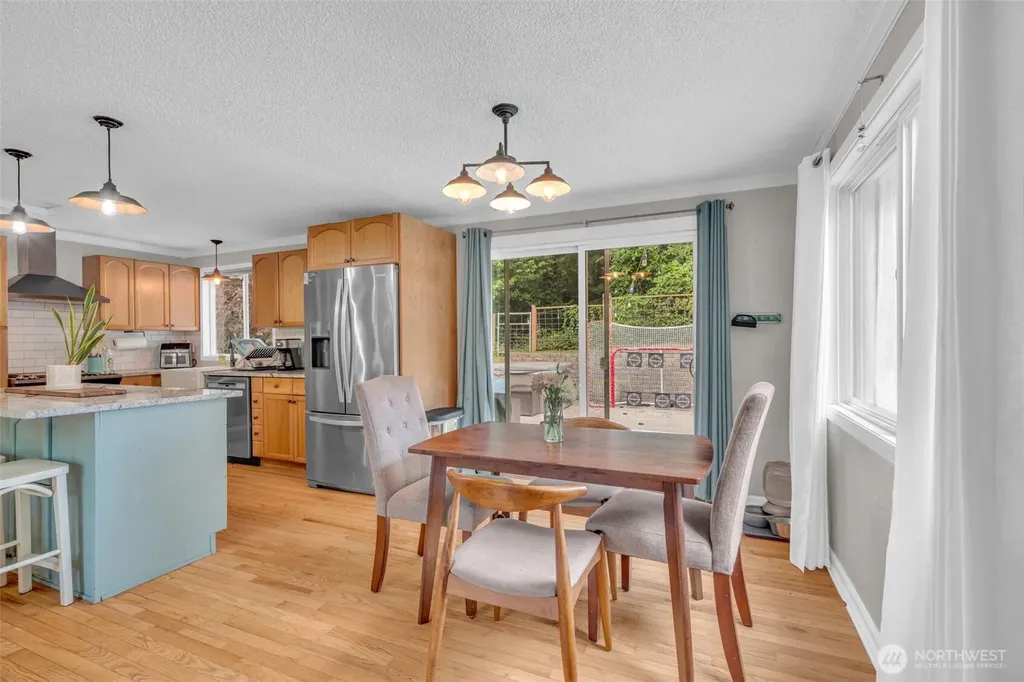 7622 234th Street SW Edmonds WA 98026