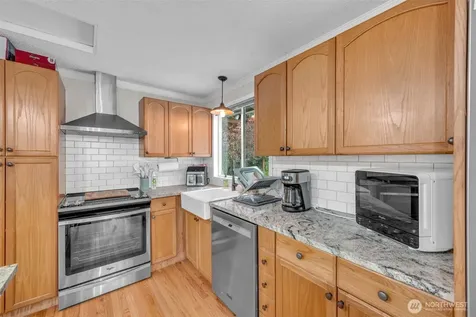 7622 234th Street SW Edmonds WA 98026