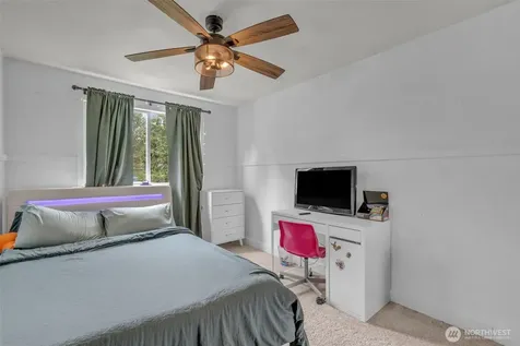 7622 234th Street SW Edmonds WA 98026