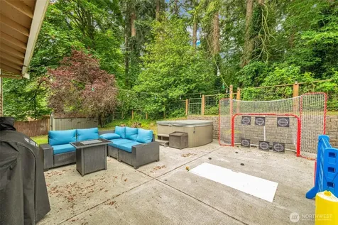7622 234th Street SW Edmonds WA 98026