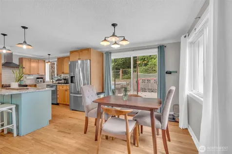 7622 234th Street SW Edmonds WA 98026