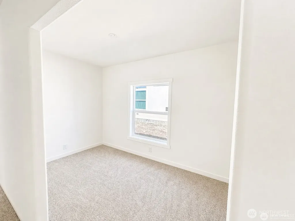 2073 Timber Street Enumclaw WA 98022